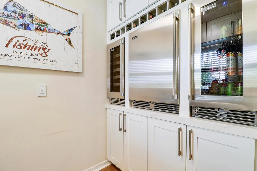 711 Hummingbird Way #201 North Palm Beach, FL 33408