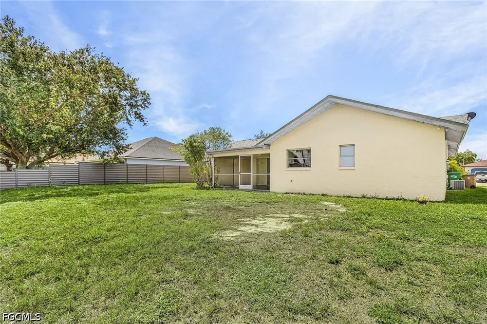 SE 14th Street Cape Coral, FL 33990