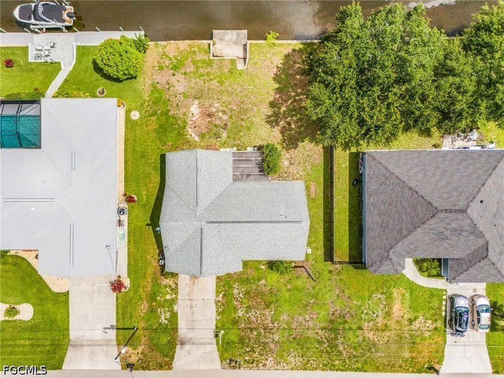 SE 14th Street Cape Coral, FL 33990