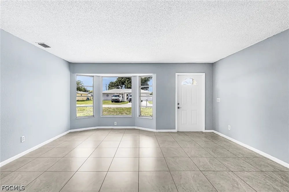 SE 14th Street Cape Coral, FL 33990