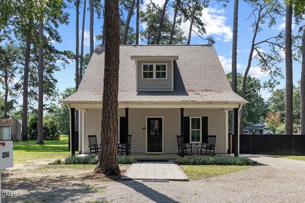 206 S Darden Street Kenly, NC 27542