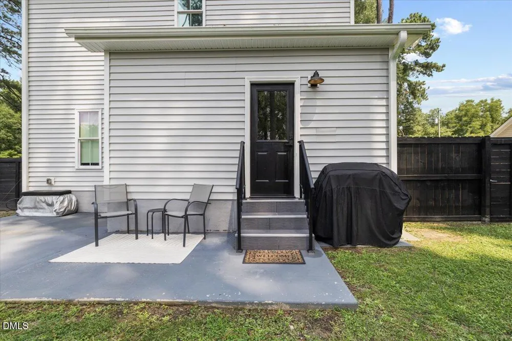 206 S Darden Street Kenly, NC 27542