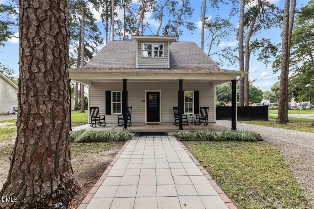 206 S Darden Street Kenly, NC 27542