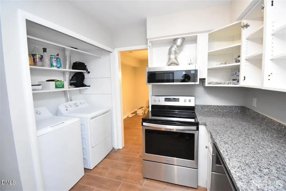 1408 Oak Tree Drive Chapel Hill, NC 27517