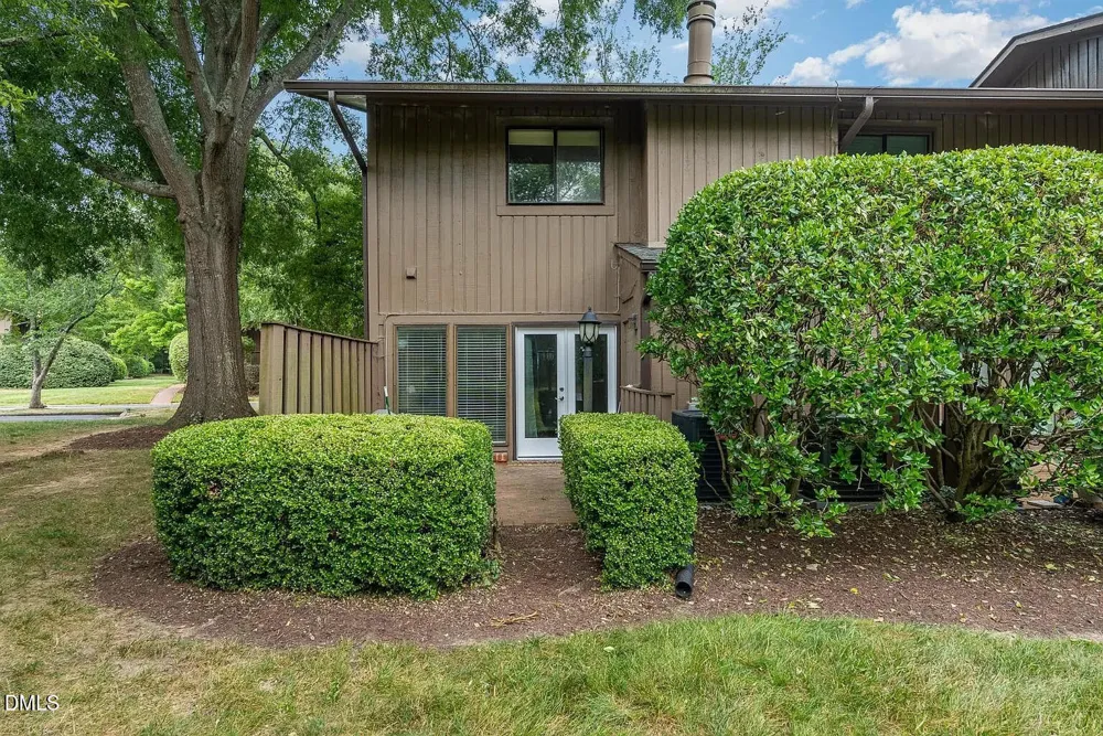 1408 Oak Tree Drive Chapel Hill, NC 27517
