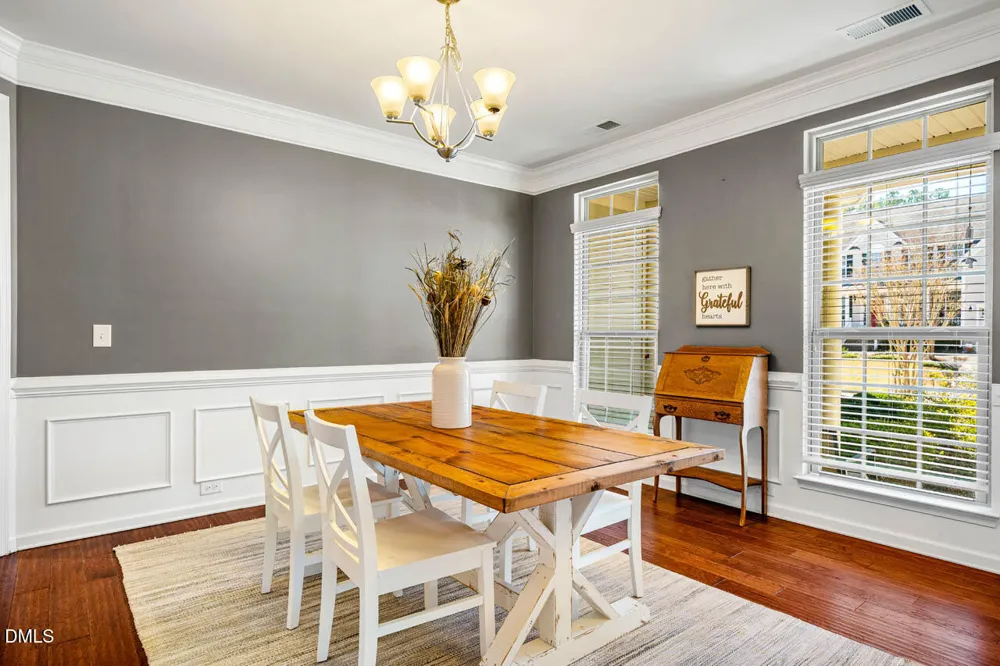 91 Dover Grant Chapel Hill, NC 27517