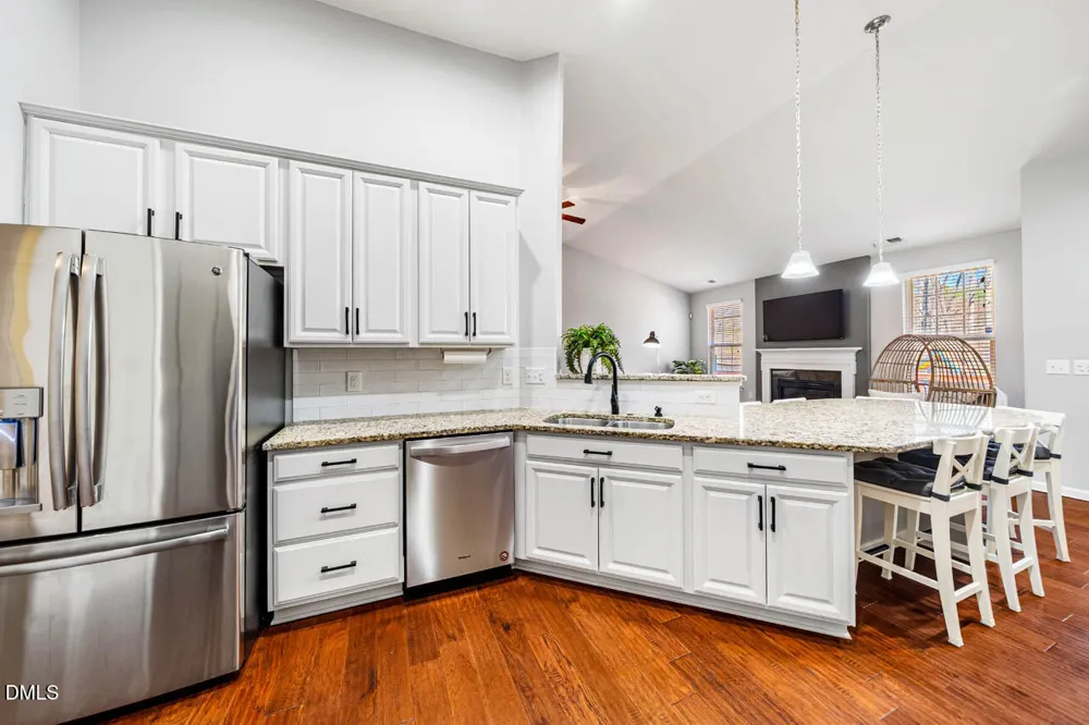 91 Dover Grant Chapel Hill, NC 27517