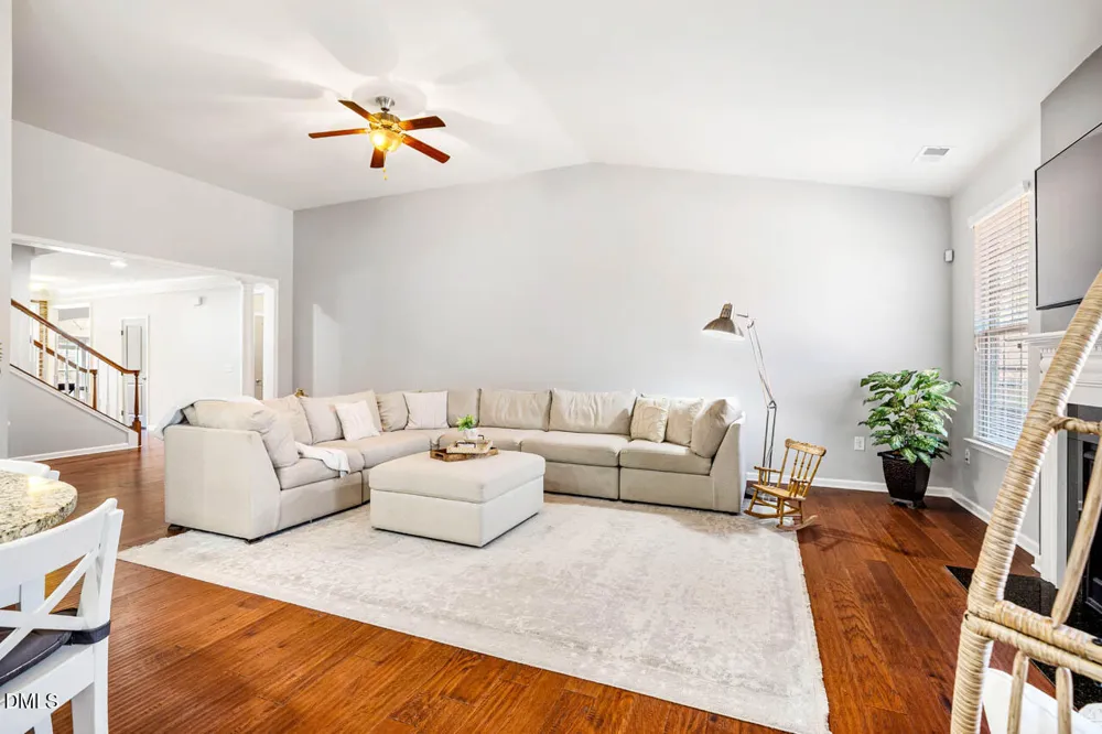 91 Dover Grant Chapel Hill, NC 27517