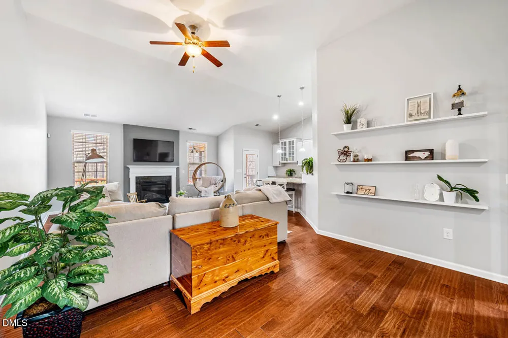 91 Dover Grant Chapel Hill, NC 27517