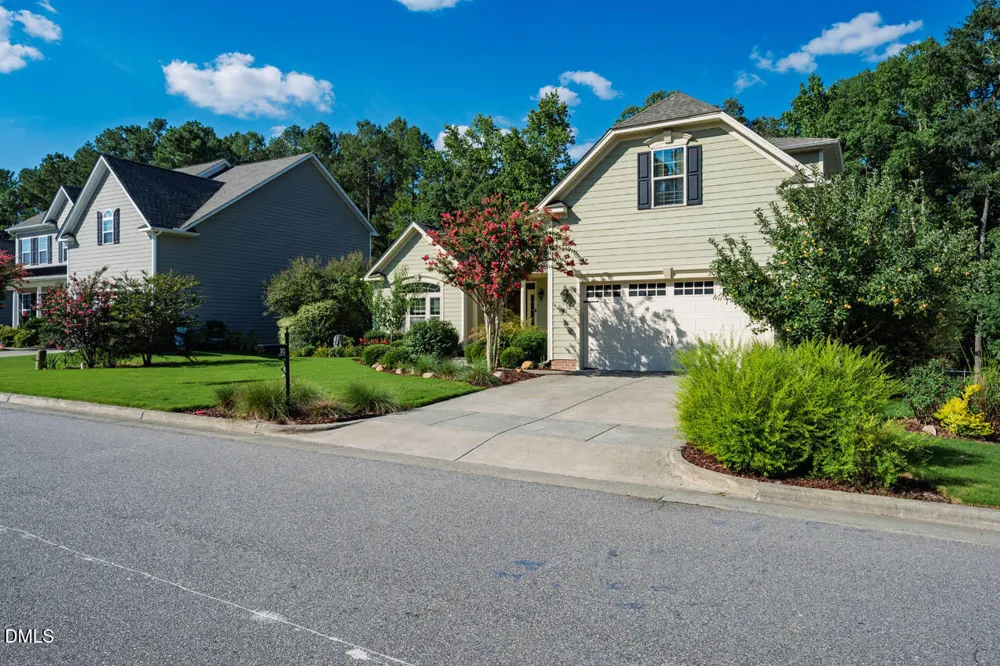 91 Dover Grant Chapel Hill, NC 27517