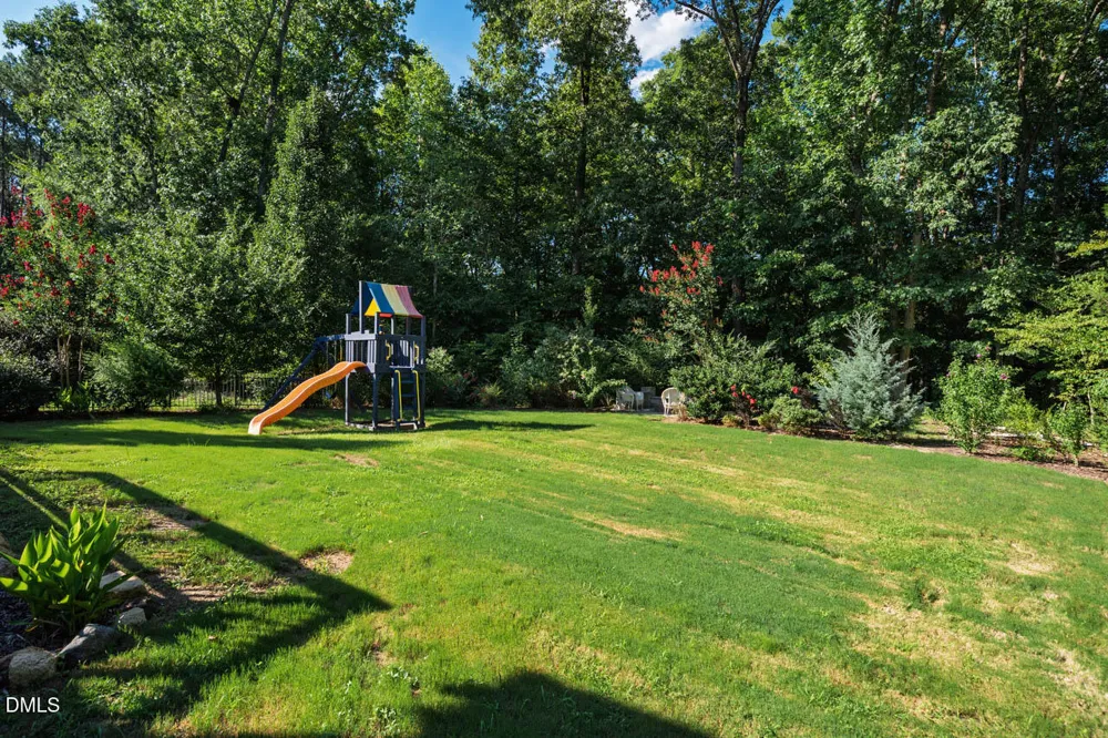 91 Dover Grant Chapel Hill, NC 27517