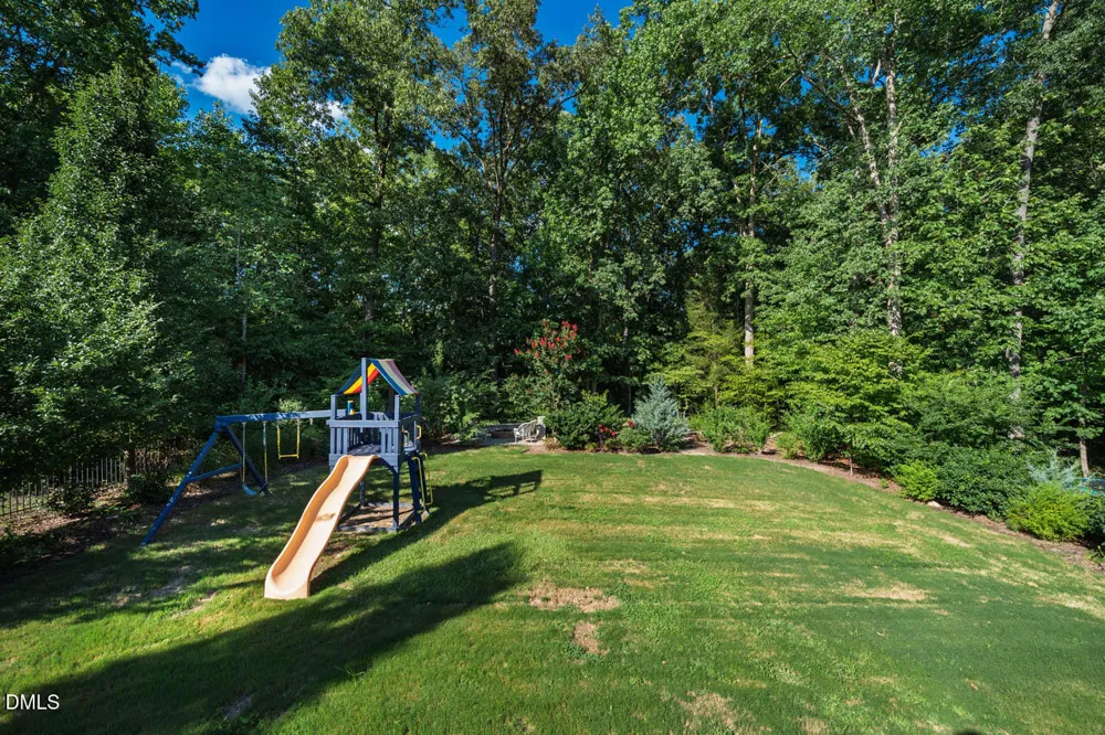 91 Dover Grant Chapel Hill, NC 27517