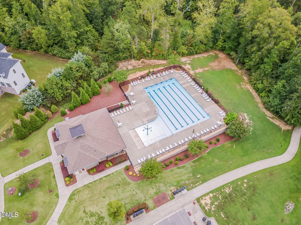 91 Dover Grant Chapel Hill, NC 27517