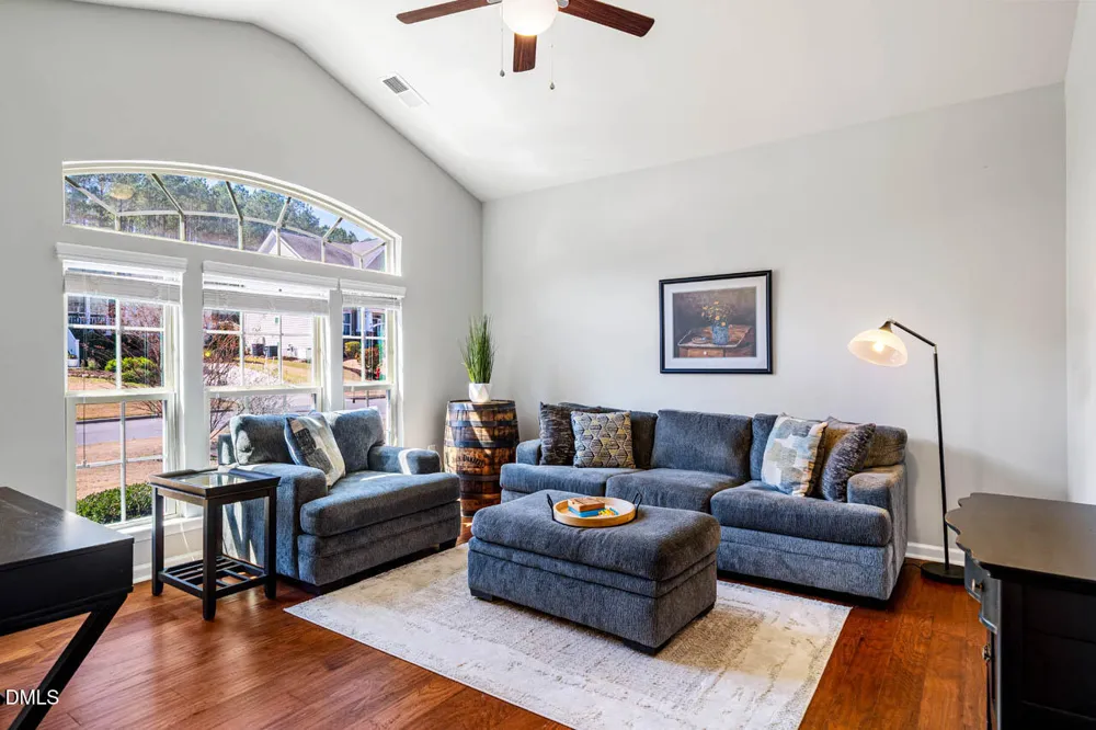91 Dover Grant Chapel Hill, NC 27517