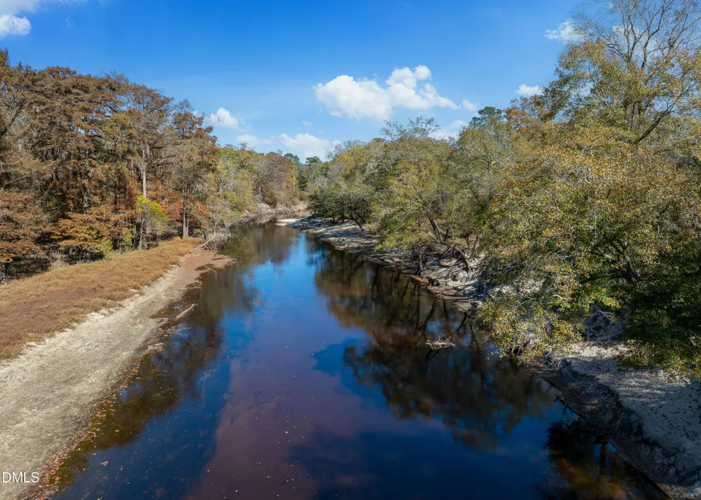 167 River Ridge Drive Wallace, NC 28466