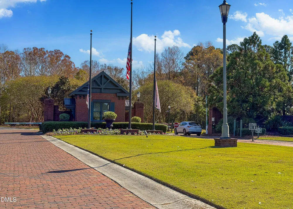 167 River Ridge Drive Wallace, NC 28466