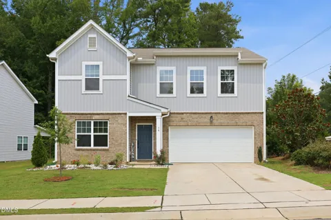 16 Lynnridge Drive