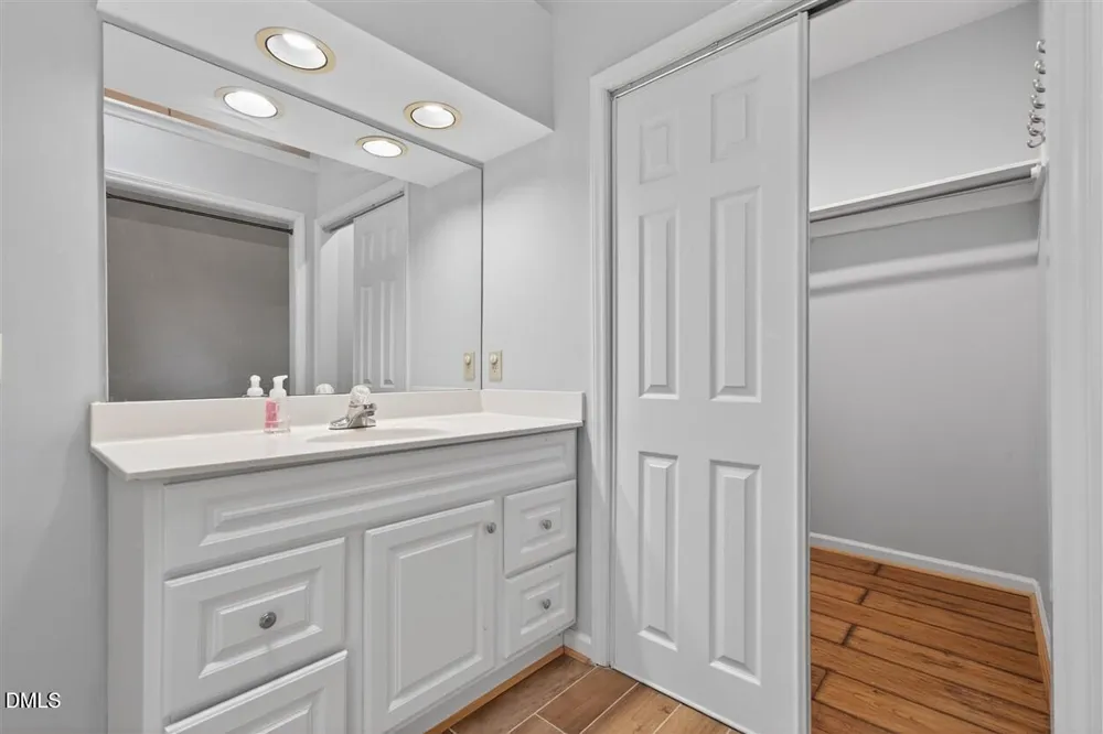 105 Ellsworth Place Cary, NC 27511