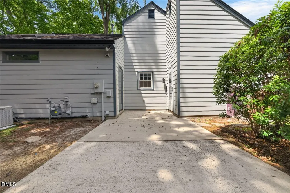 105 Ellsworth Place Cary, NC 27511