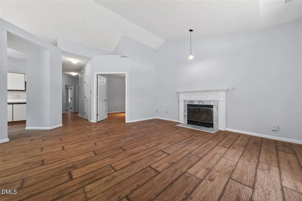 105 Ellsworth Place Cary, NC 27511
