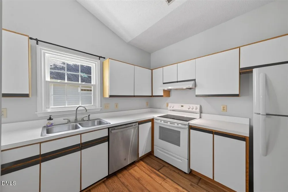 105 Ellsworth Place Cary, NC 27511