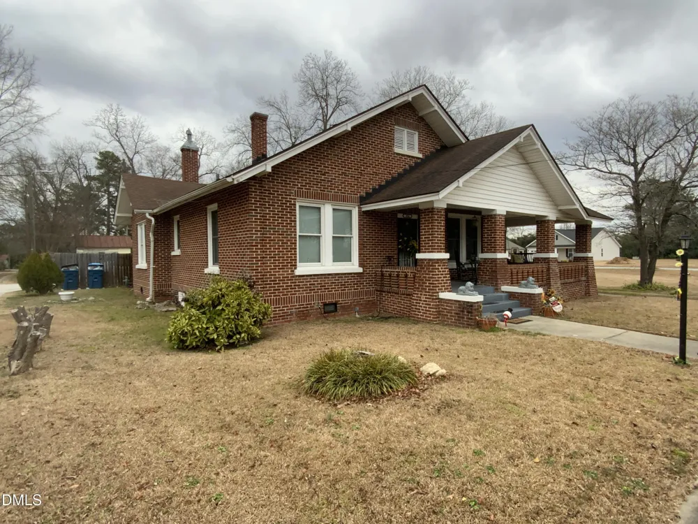 304 W Harnett Street Dunn, NC 28334