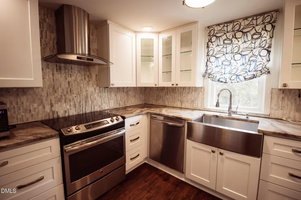 1520 Old Barbour Road Benson, NC 27504