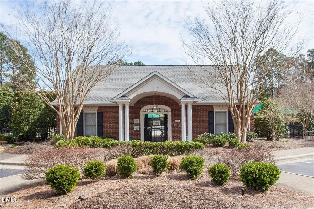 107 Lulworth Court Cary, NC 27519