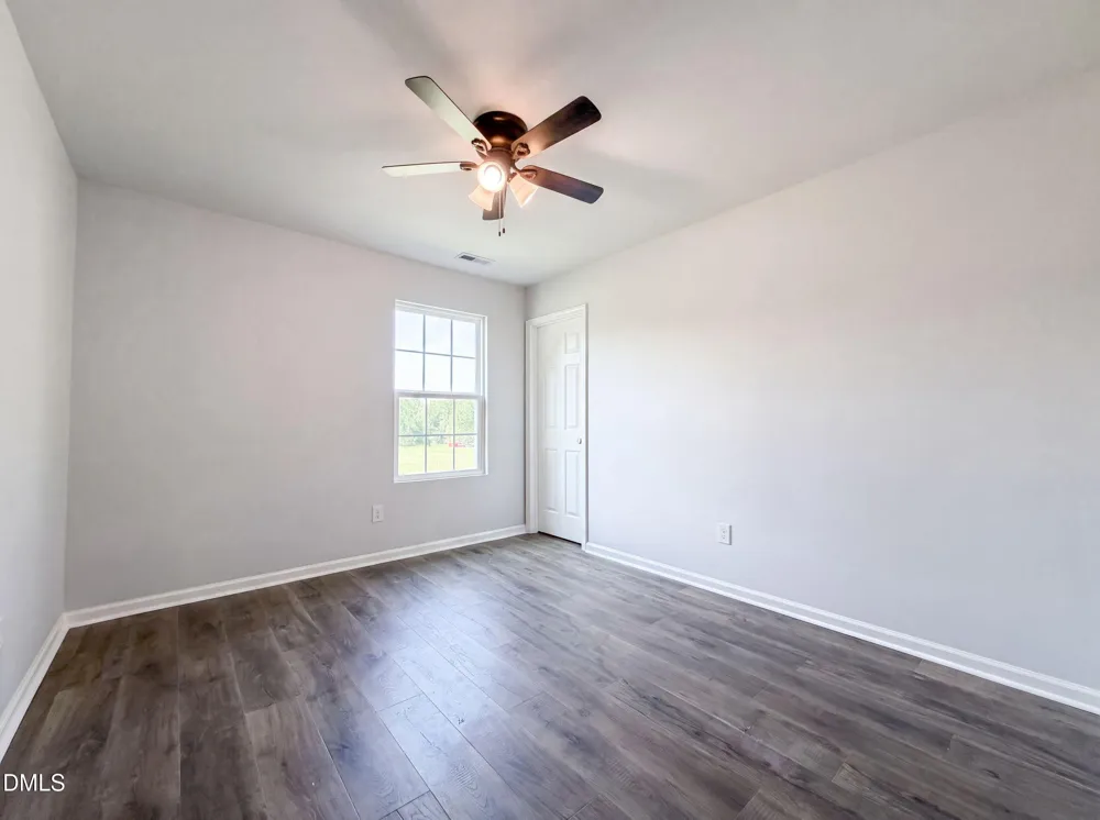 3524 Nc 27 Coats, NC 27521