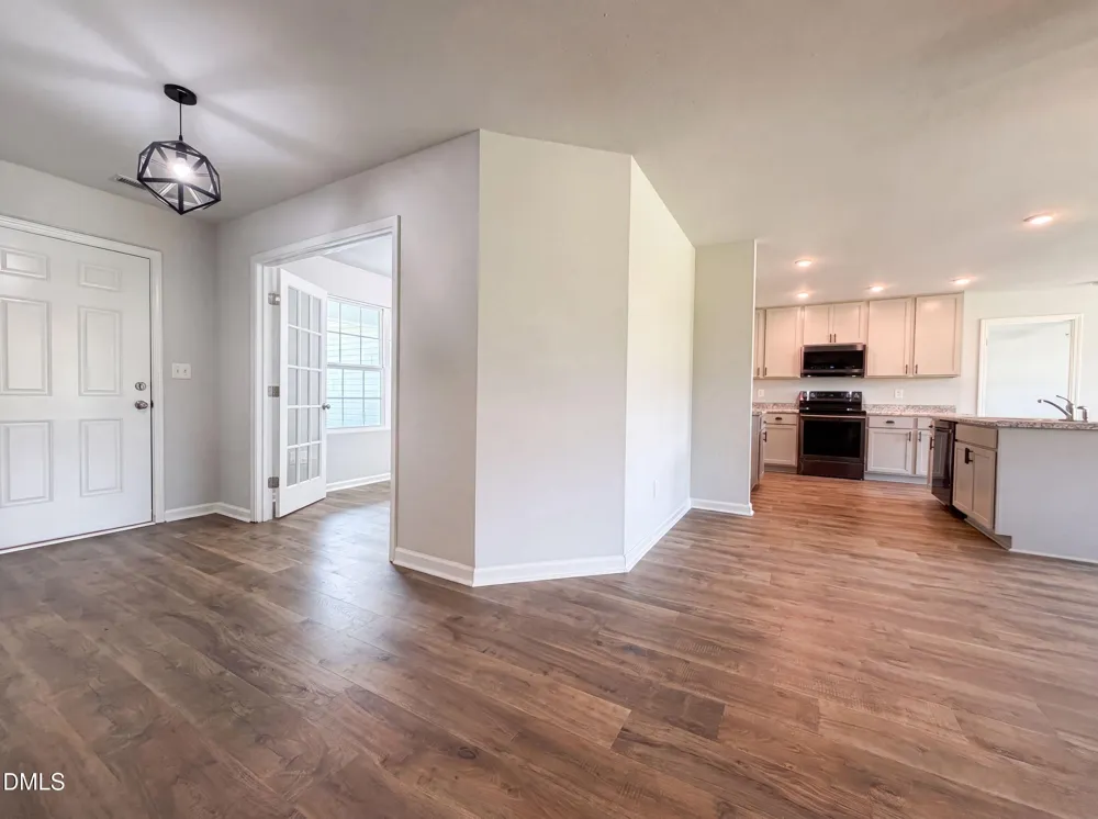 3524 Nc 27 Coats, NC 27521