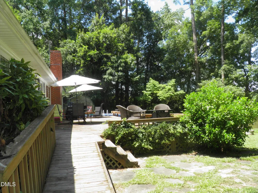 3916 Riviera Drive Elm City, NC 27822