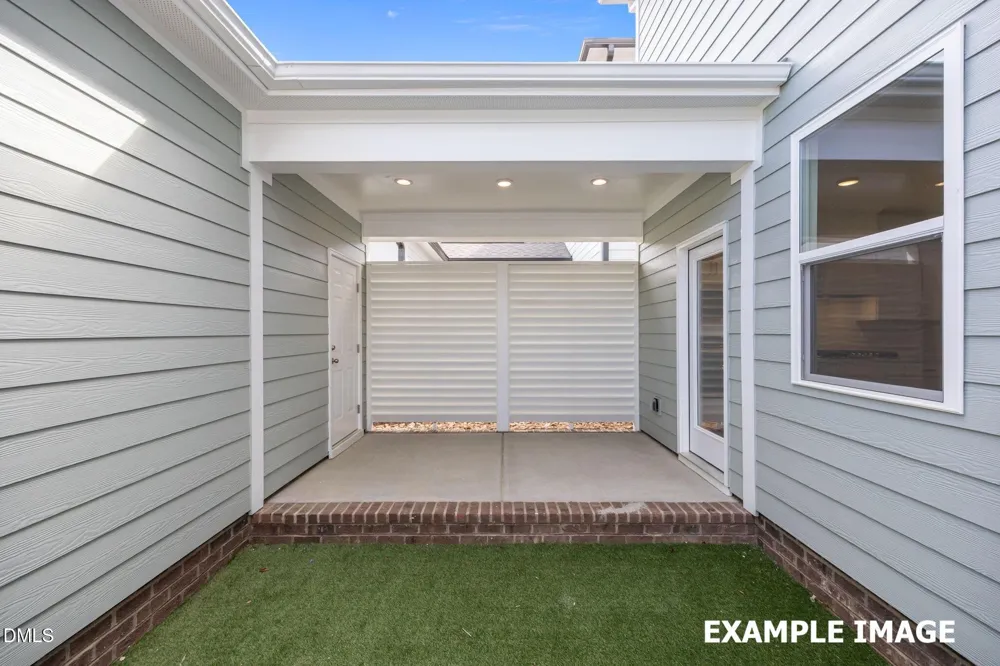 809 Carpet Grass Avenue Knightdale, NC 27545
