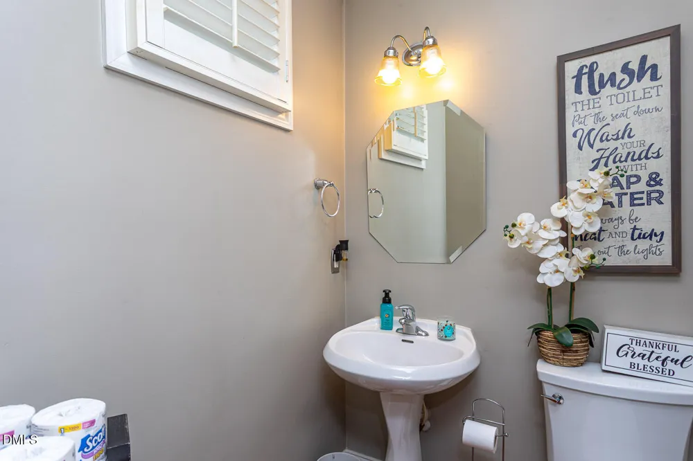 101 Goose Rock Holly Springs, NC 27540