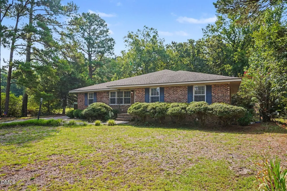 12821 Carolina 242 Highway S Bladenboro, NC 28320