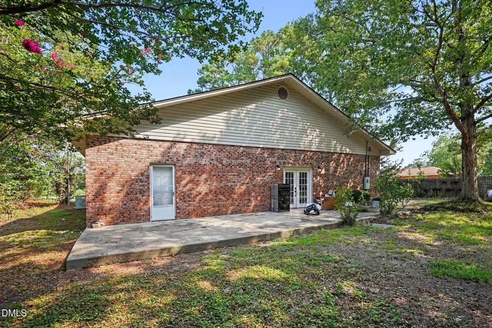 12821 Carolina 242 Highway S Bladenboro, NC 28320