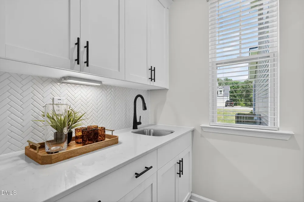 120 Knotts Loop Lillington, NC 27546