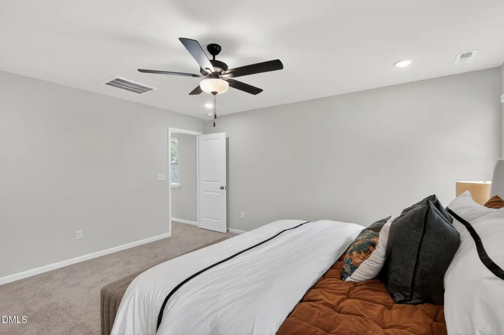 120 Knotts Loop Lillington, NC 27546