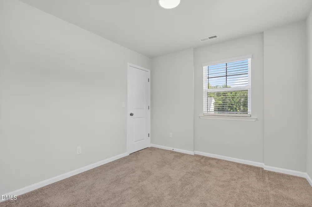 120 Knotts Loop Lillington, NC 27546