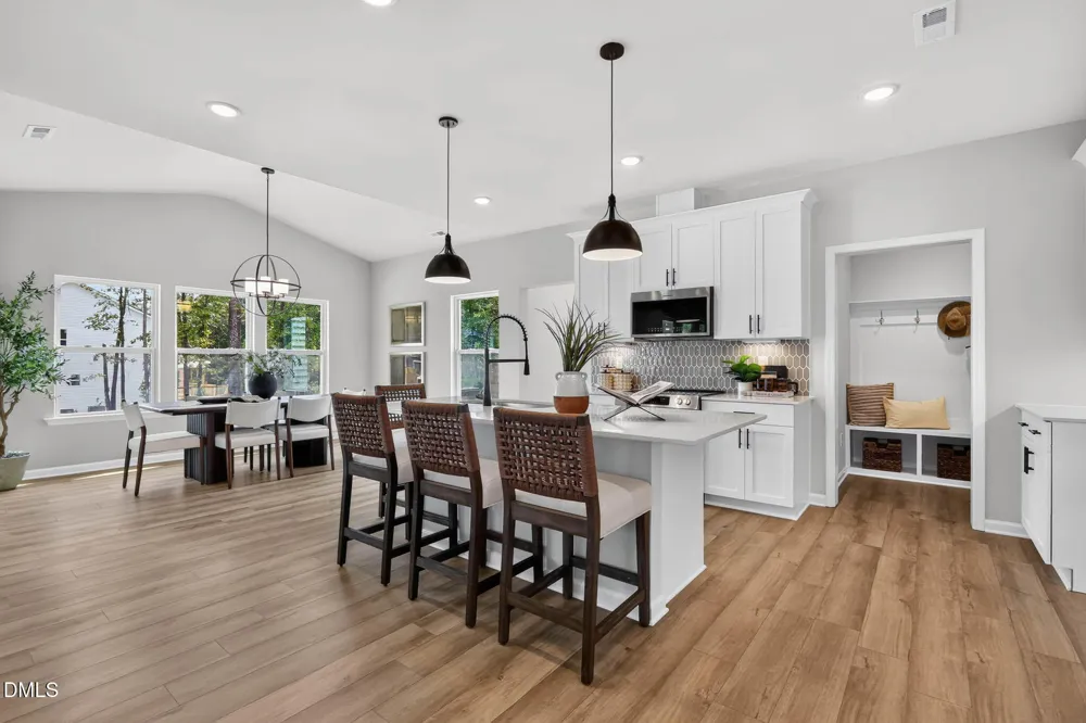 98 Knotts Loop Lillington, NC 27546