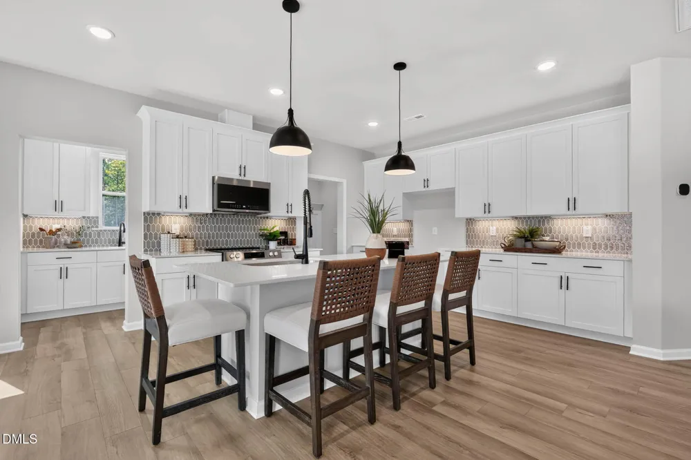 98 Knotts Loop Lillington, NC 27546