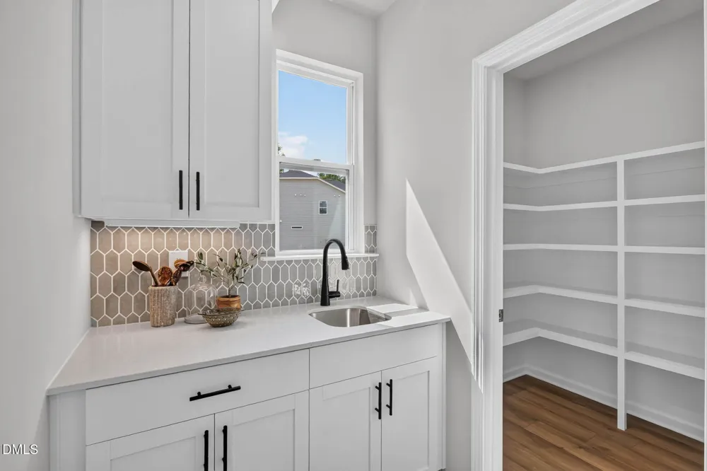 98 Knotts Loop Lillington, NC 27546