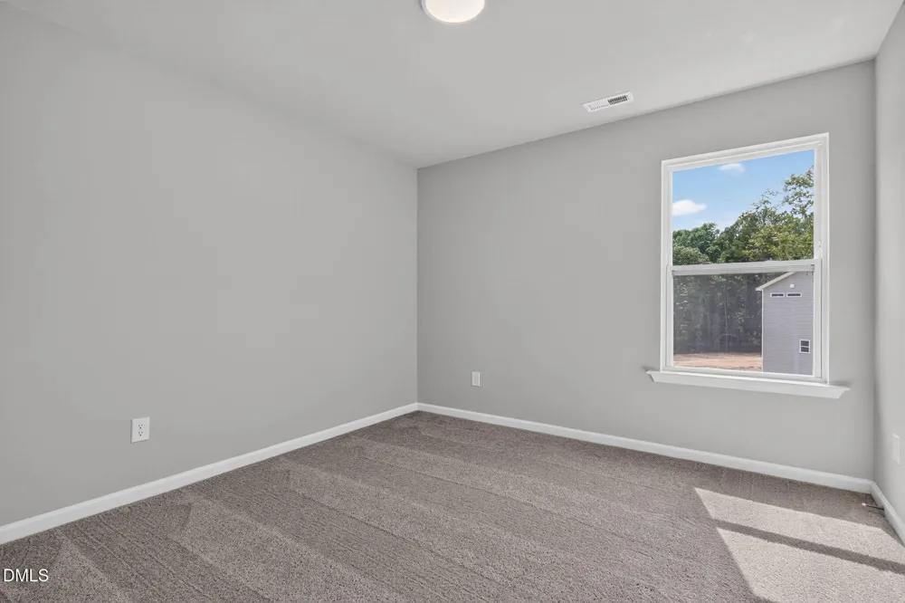 98 Knotts Loop Lillington, NC 27546