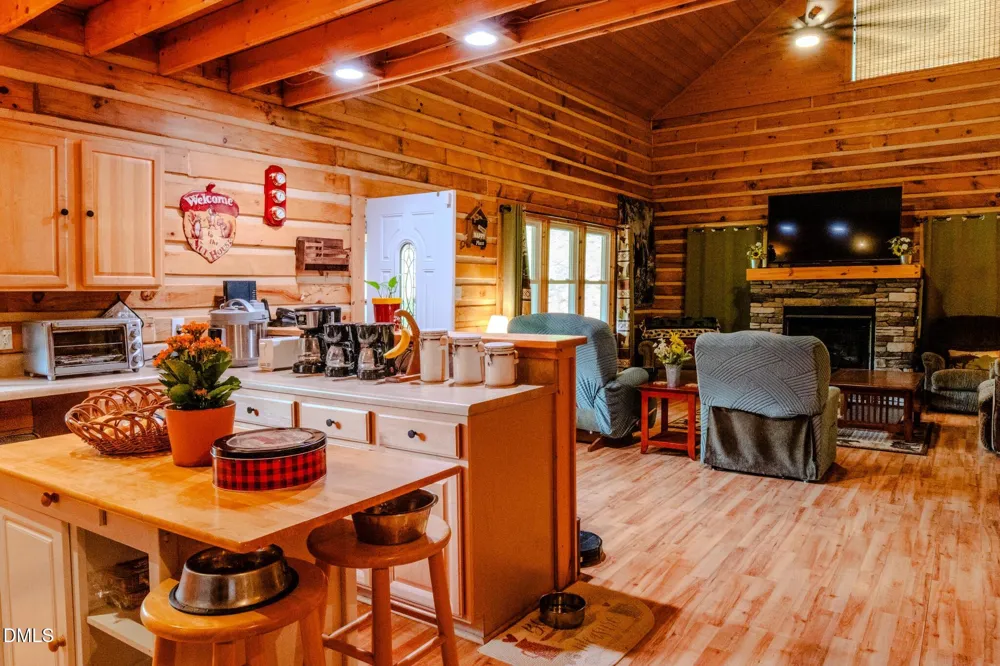 628 Roberts Road Laurel Springs, NC 28644