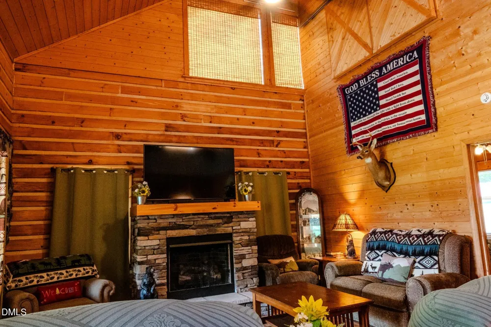 628 Roberts Road Laurel Springs, NC 28644