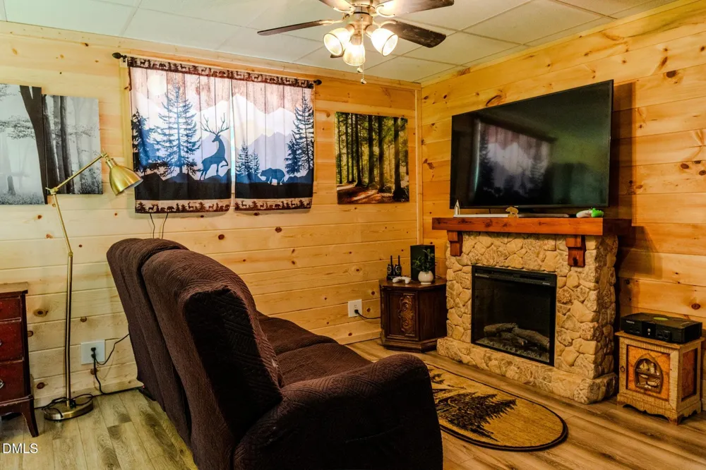628 Roberts Road Laurel Springs, NC 28644