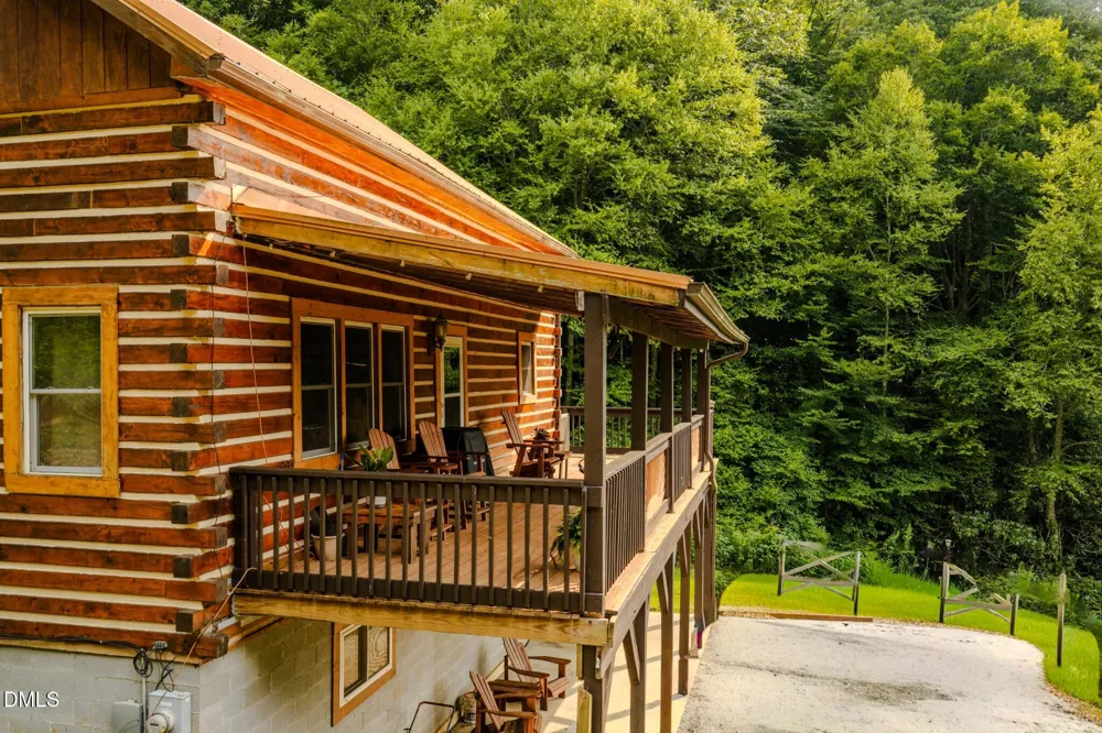 628 Roberts Road Laurel Springs, NC 28644