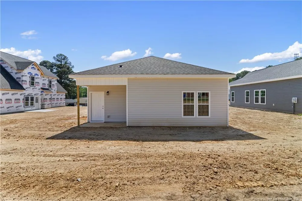 802 Holmes Street Clinton, NC 28328