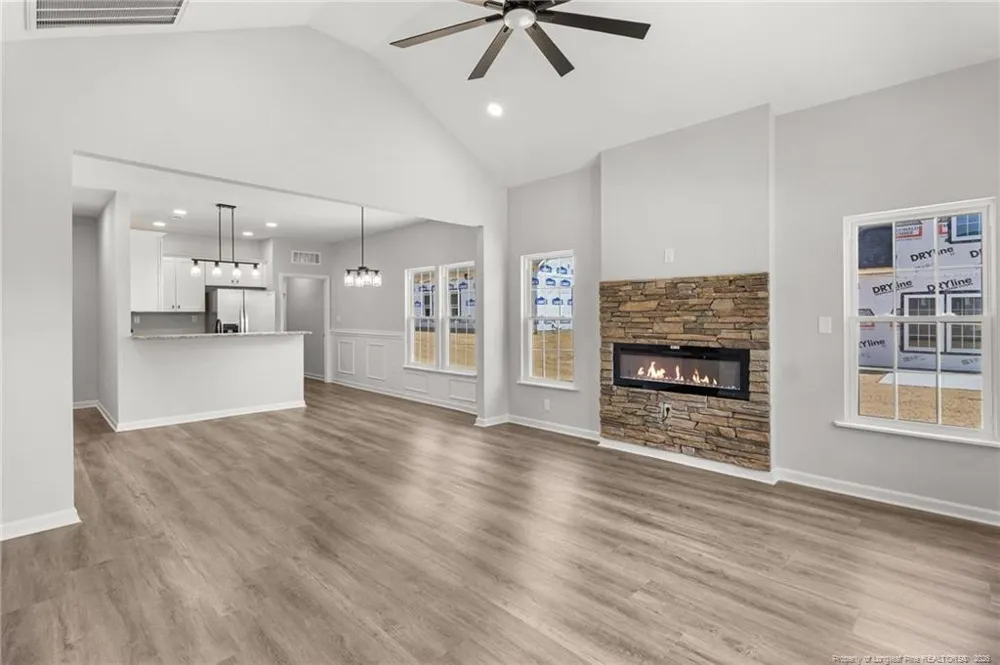 802 Holmes Street Clinton, NC 28328