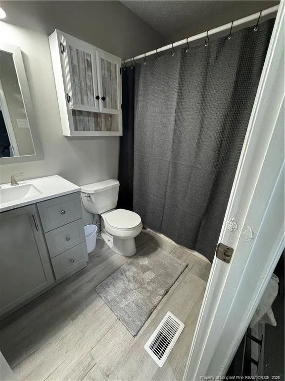 5733 Sagamore Road Hope Mills, NC 28348