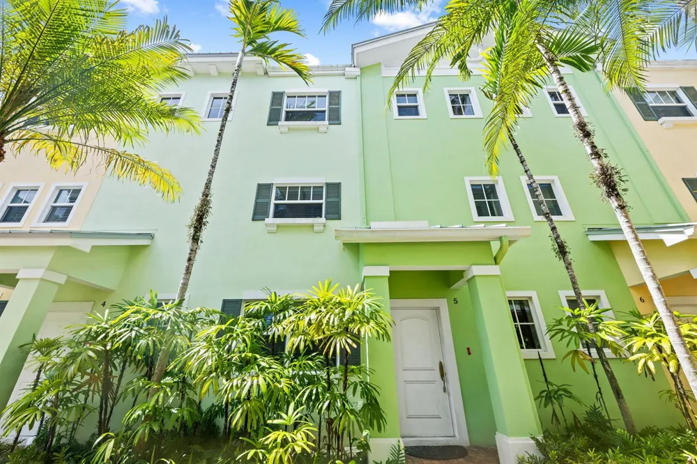 630 SE 15th Street #5 Fort Lauderdale, FL 33316